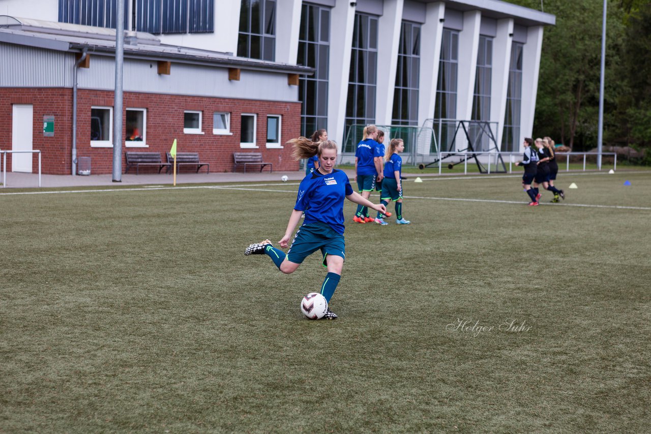 Bild 122 - B-Juniorinnen Pokalfinale VfL Oldesloe - Holstein Kiel : Ergebnis: 0:6